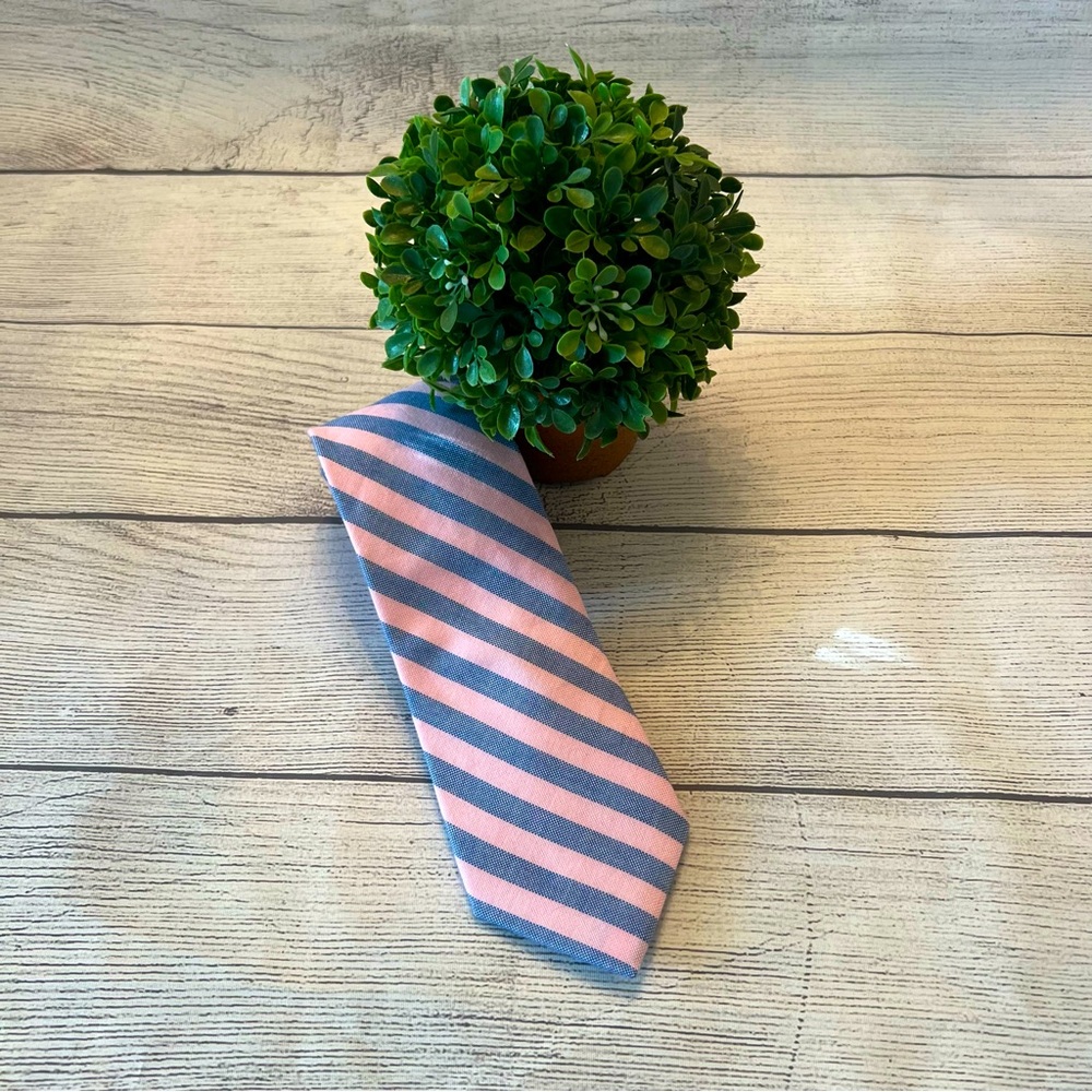 Tommy Hilfiger Pink and Blue Diagonal Striped Tie